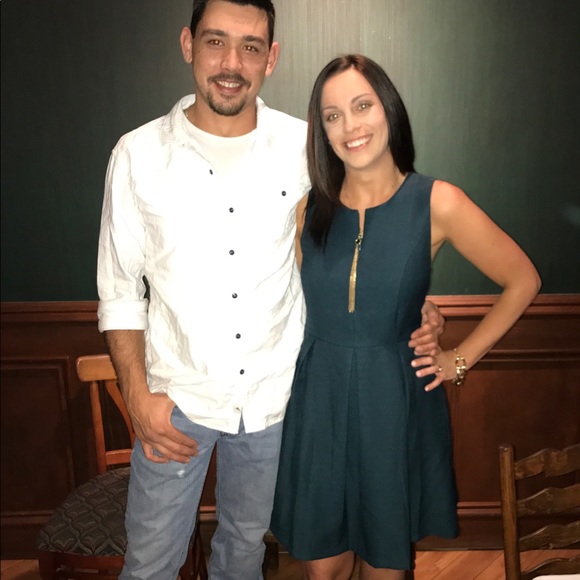 Meet your Posher, Samantha! - Picture 2 of 4